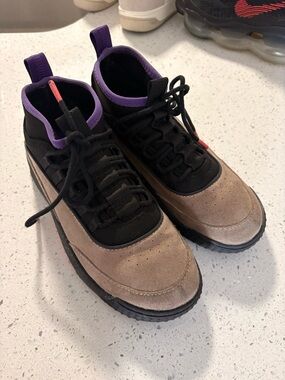 Zara Black Slip-On Sneakers with Purple Trim and Orange Accent